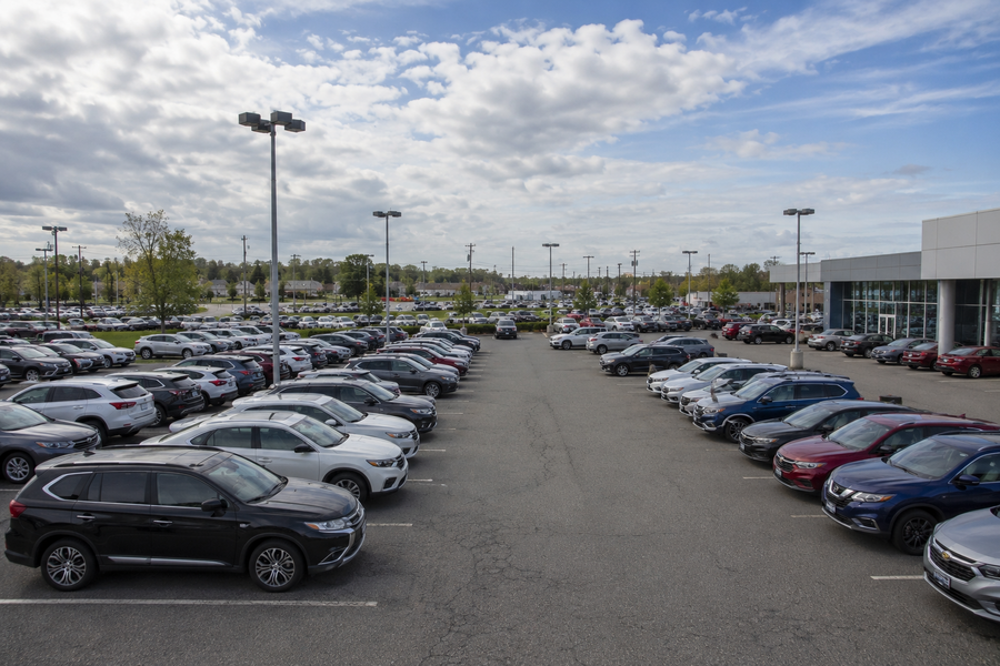 why-large-car-dealerships-need-smarter-video-coverage